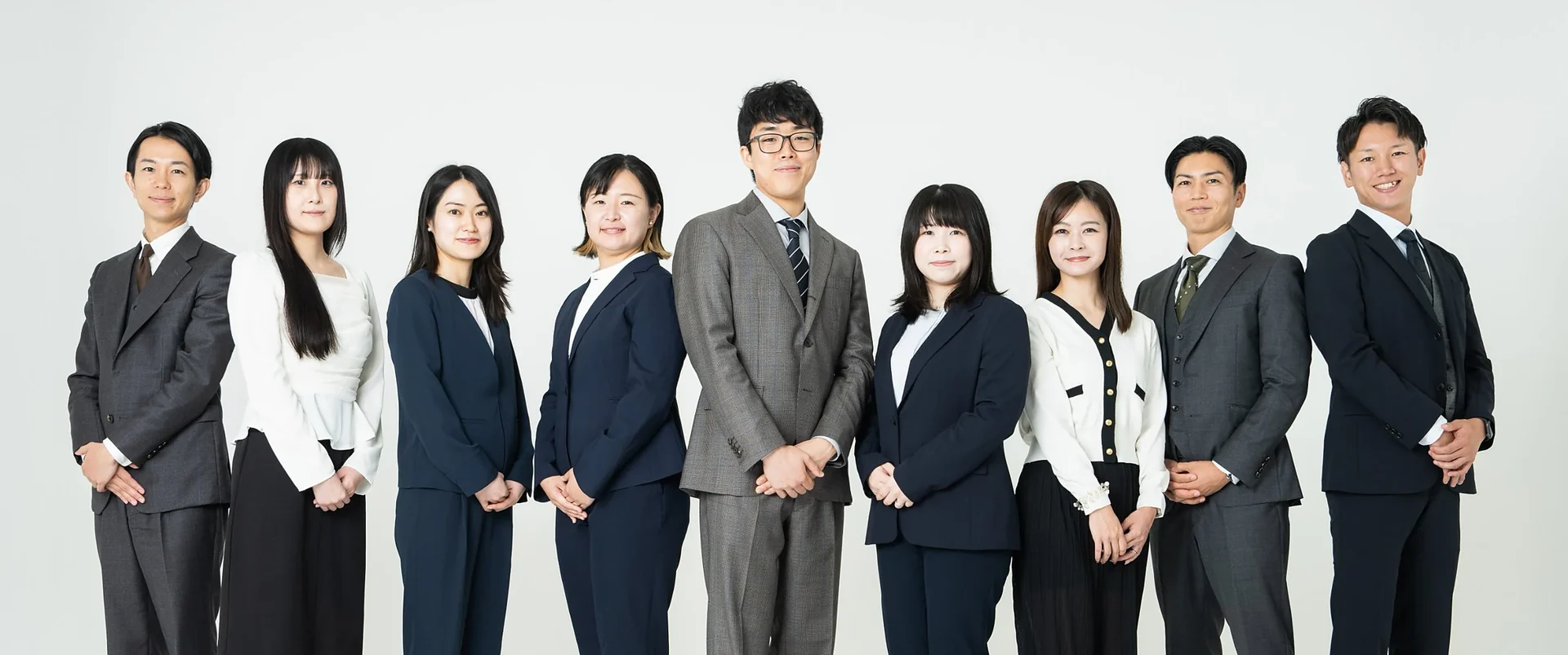 altruloopグループのメンバー集合写真