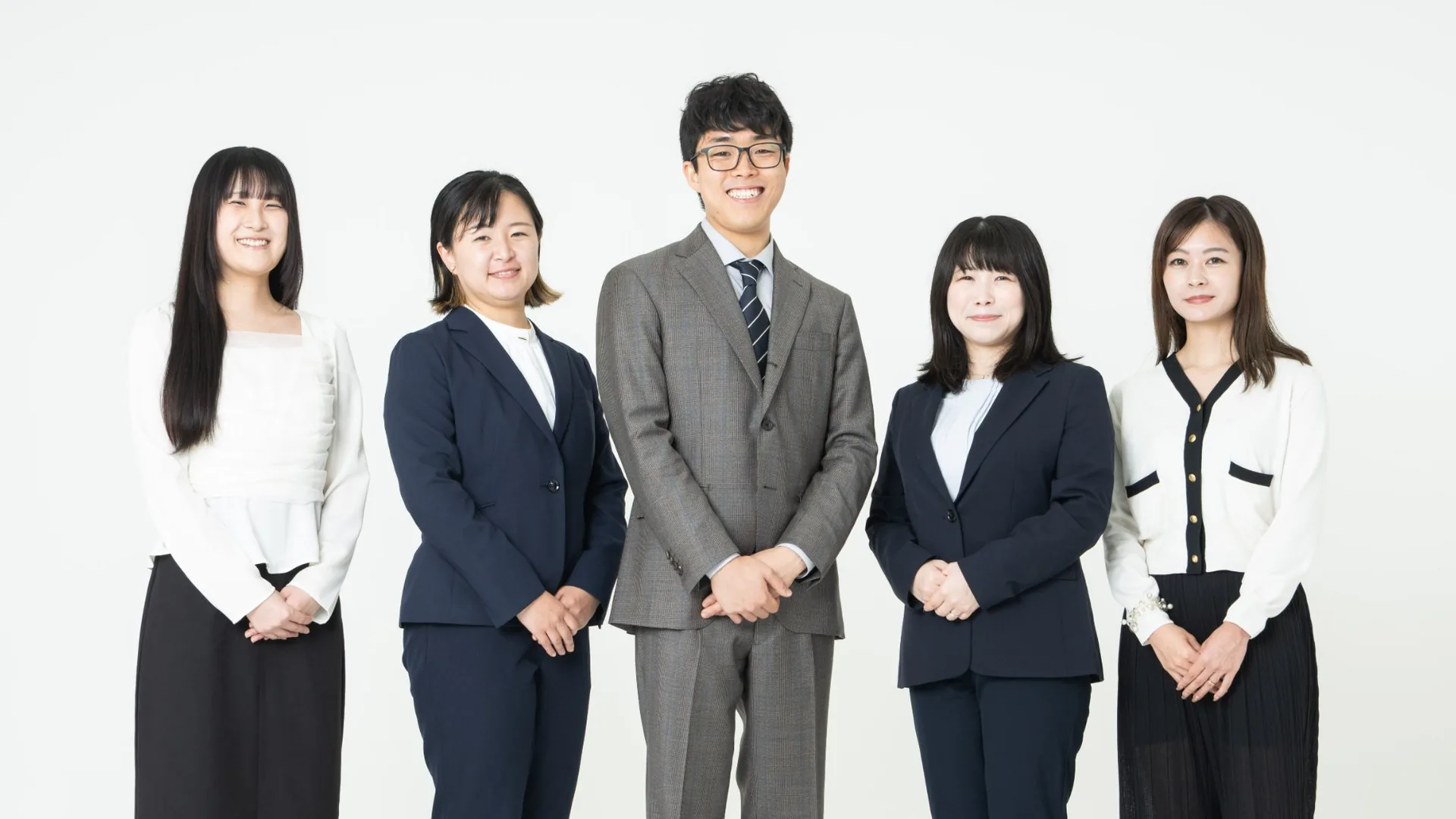社労士事務所altruloopのメンバー集合写真